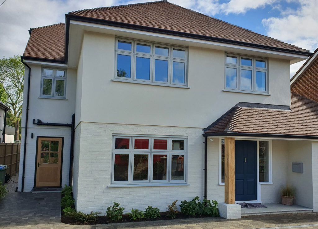 Choosing the Right Casement Windows for Your Milton Keynes Home 3 flush casement windows
