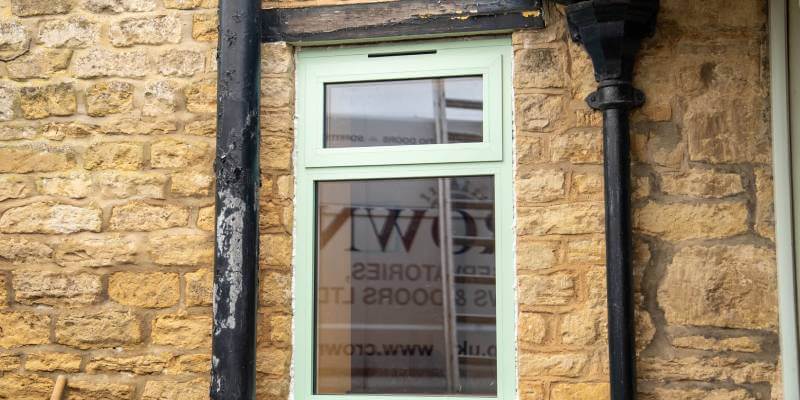 A Buyer's Guide To Aluminium Windows 4 green window