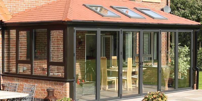 Why More Buckingham Homeowners Are Investing in Conservatories 6 gaurdian roof